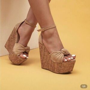 Elegant Tan Wedge Sandals